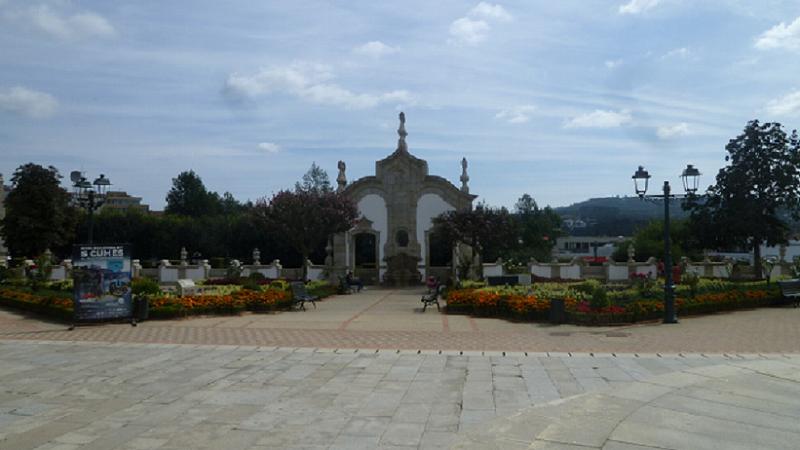 Largo da Porta Nova