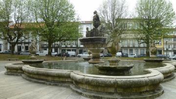 Fonte do Pelicano - Visitar Portugal