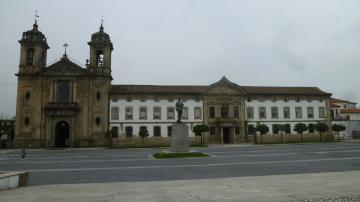 Igreja e Convento do Pópulo - Visitar Portugal