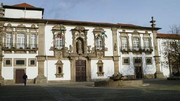 Convento de Santa Clara - Câmara Muncipal de Guimarães - Visitar Portugal