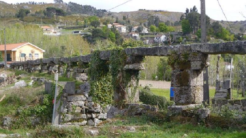 Aqueduto dos Caleiros