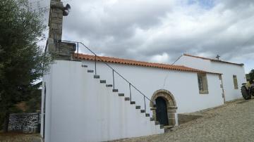 Igreja Matriz de Aldeia das Veigas - Visitar Portugal