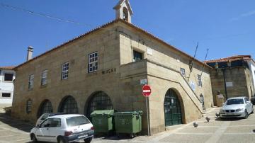 Antiga Câmara Municipal de Vila Flor - Visitar Portugal