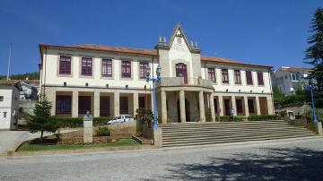 Câmara Municipal de Vila Flor - 