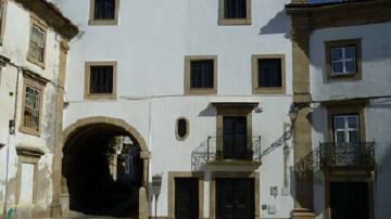 Casa do Arco do Bispo - Visitar Portugal