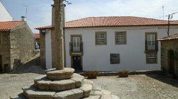Pelourinho de Castelo Novo - Visitar Portugal