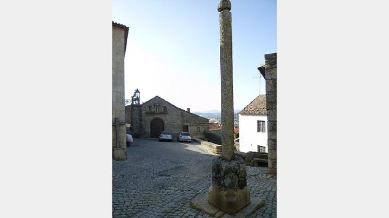 Pelourinho e Igreja da Misericórdia