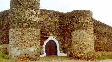 Castelo de Veiros - Visitar Portugal