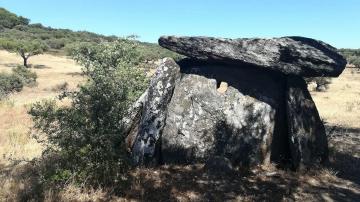 Anta da Candeeira (Aldeia da Serra)