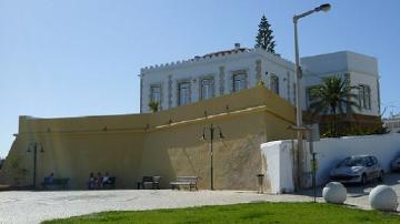 Fortaleza de Nossa Senhora da Luz - Visitar Portugal