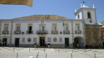 Paços do Concelho - Visitar Portugal