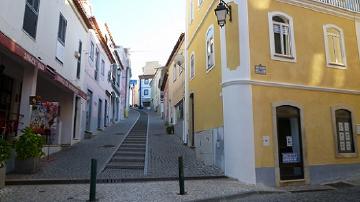 Rua da Vila - Visitar Portugal
