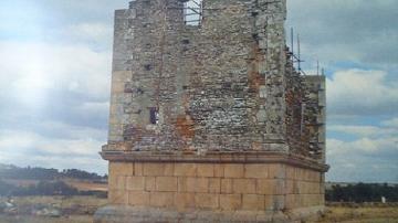 Torre de Almofala ou das Águias - Visitar Portugal
