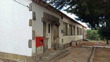 Escola Primária - Visitar Portugal