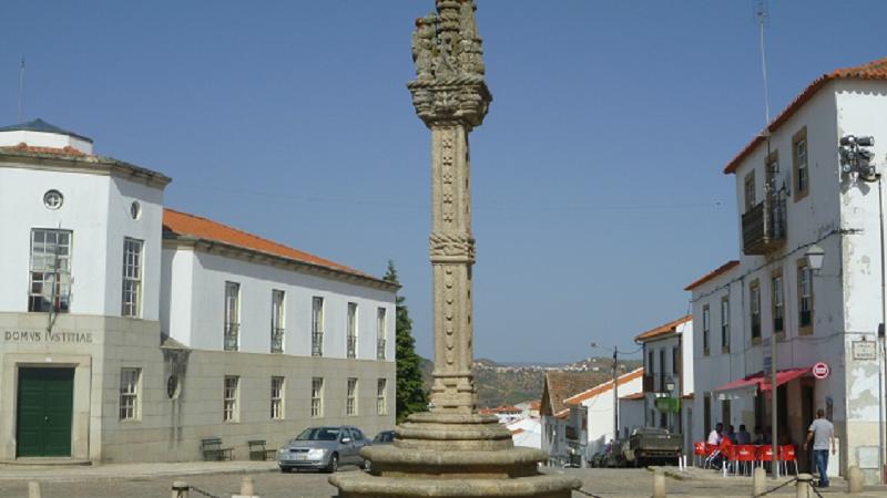 Pelourinho de Vila Nova de Foz Côa