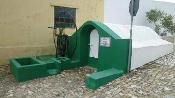 Bomba e Poço de Água Bomba e Poço de Água