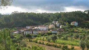 Vista geral de Escalos Fundeiros - Visitar Portugal