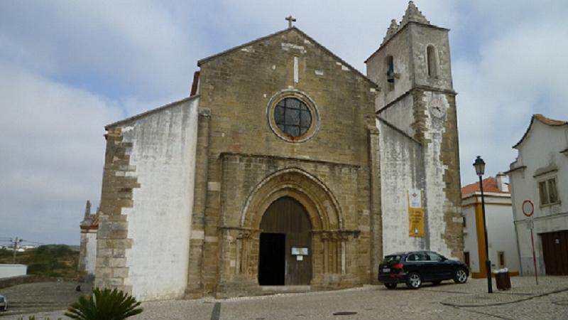 Igreja Matriz de Atouguia da Baleia