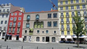 Casa dos Bicos ou Casa dos Diamantes - Visitar Portugal