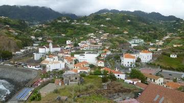 Vista Geral do Porto da Cruz