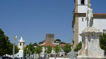 Estátua de D. Pedro V - Visitar Portugal