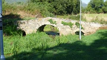 Ponte Romana da Ribeira das Trutas - Visitar Portugal