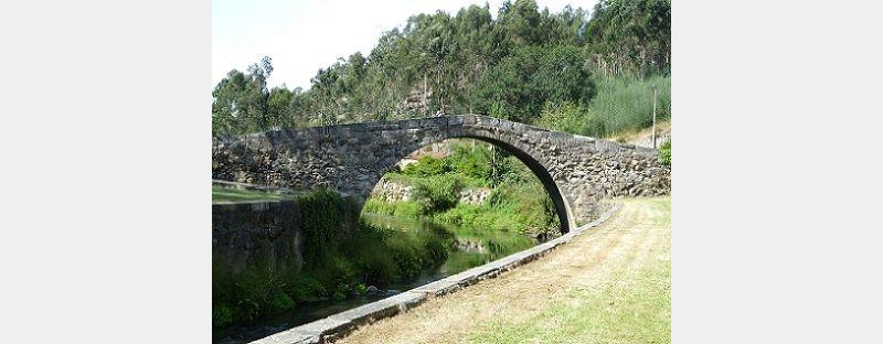 Ponte Românica ou Ponte do Carro