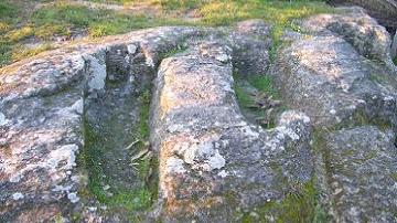 Sepulturas Medievais - Visitar Portugal