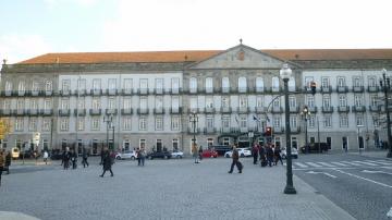 Palácio das Cardosas - Visitar Portugal