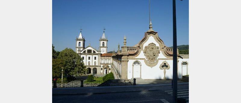 Mosteiro de S. Bento ou Igreja Matriz de Santo Tirso