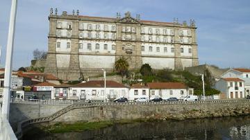 Convento de Santa Clara - Visitar Portugal