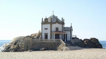 Capela do Senhor da Pedra - Visitar Portugal