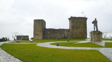 Castelo Medieval - Visitar Portugal