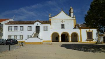 Convento de Nossa Senhora da Caridade - Visitar Portugal