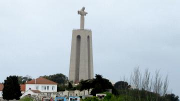 Monumento a Cristo Rei - Visitar Portugal