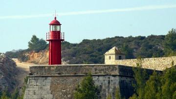 Forte e Farol do Cavalo - Visitar Portugal