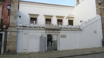 Casa do Corpo Santo - Visitar Portugal