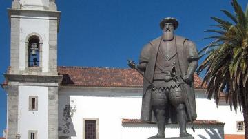 Estátua de Dom Vasco da Gama - Visitar Portugal