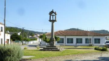 Cruzeiro de Âncora - Visitar Portugal