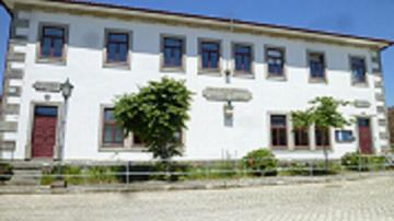 Escola Primária de Ribas - Visitar Portugal