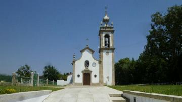 Igreja Paroquial de Cambeses - Visitar Portugal