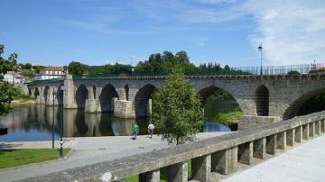 Ponte sobre o Rio Lima - Visitar Portugal