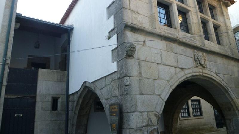Casa dos Arcos