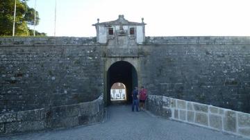 Forte de Santiago da Barra - Visitar Portugal