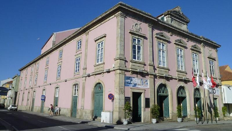 Teatro Municipal Sá de Miranda
