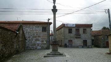 Cruzeiro de Covas de Barroso - Visitar Portugal