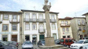 Pelourinho de Chaves - Visitar Portugal