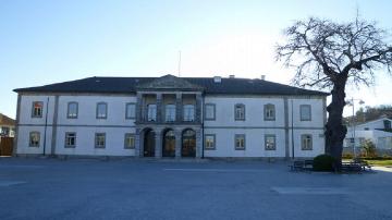 Edifício dos Paços do Concelho - Visitar Portugal