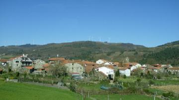 Aldeia de Viade de Baixo Aldeia de Viade de Baixo