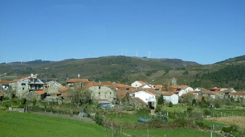 Aldeia de Viade de Baixo